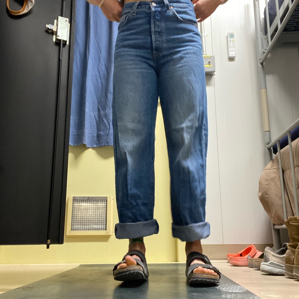 Meet your Posher, Mia